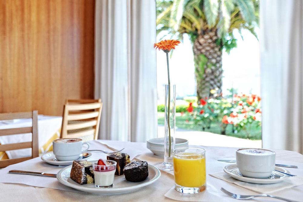 Meditur Hotel Помеція Екстер'єр фото