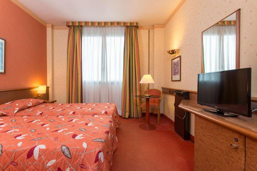 Meditur Hotel Помеція Номер фото