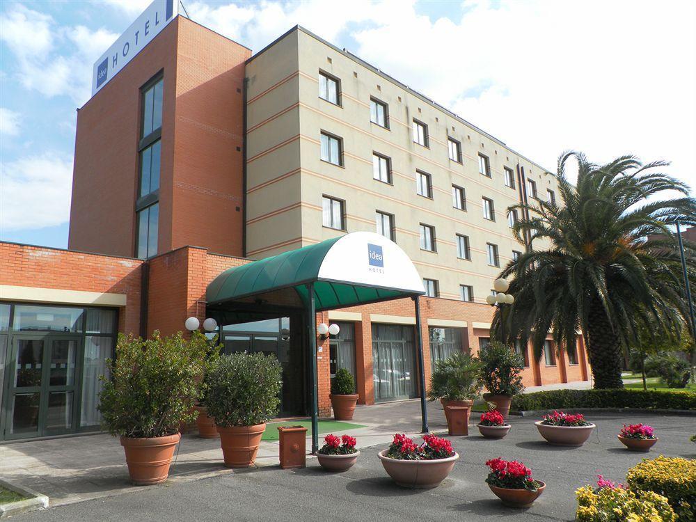 Meditur Hotel Помеція Екстер'єр фото